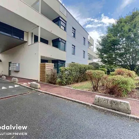 Au Bord Du Apartament