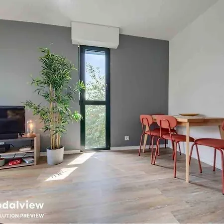 Apartament Au Bord Du Tours